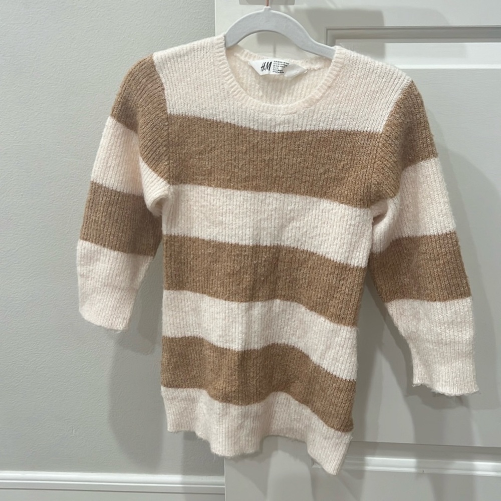 H&M girls Sweater dress. Size 3/4T